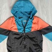 Primark брендовая лёгкая куртка/ветровка с капюшоном на мальчика рост 110 см