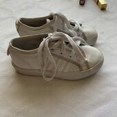 Stop! Доступно, комфортно! Оригінал Adidas кеди розмір 28-10, устілка16,5-17,5 см