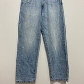 Стильні жіночі джинси прямого крою