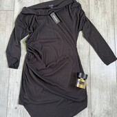 Гарна туніка одне плече спущене колір чисто чорний камера не передає