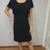 Нарядное платье с бахрамой в отличном состоянии