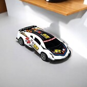 Іграшкова машинка