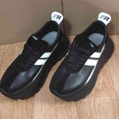 Шкіряні кросівки, 38 розмір