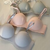 Шикарні бюсти в рубчик. Один на вибір