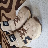 Демісезонні кросівки