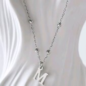 Ланцюжок і підвіска літера, буква М, медсталь