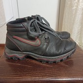 Розгружаю шкаф. Ботинки 35 размер кожа оригинал