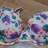 Бюстгальтер 80D, 85C в чудовому стані