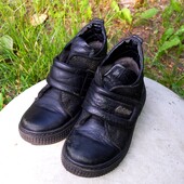 Кожаные ботинки для девочки 26 размер на липучке