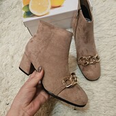 Шикарні вишукані черевики з екозамші на зручному каблуку