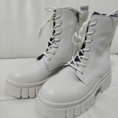 Натуральна шкіра. сапожки р.38 (24 см). Утеплені флісом, демісезон