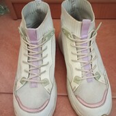 Кросівки 38 р