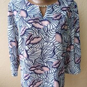 Жіноча блузка 40 розміру.