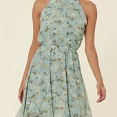 Ніжна легка сукня