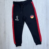 Fifa world cup.Спортивні штани з легким начосом.110/116 р.