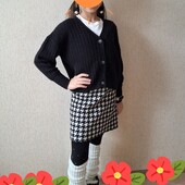 Гарна,тепленька спідниця Primark,p.128