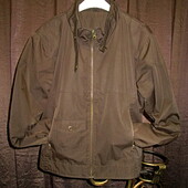 Стильная куртка на флисе, в новом состоянии