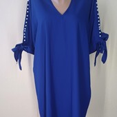 Класна нова жіноча сукня.