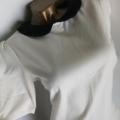 Zara basic с пуговичками по спине р. М 28