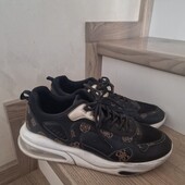 Кросівки осінні Guess 41(26.5-27см)