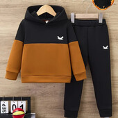 Теплий на флісі костюм на зріст 140