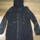 Утепленная, стильная парка с капюшоном, кожаными рукавами, на утеплителе р. L