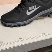 Нові кросівки зима 40 р