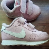 Фирменные кроссовки Nike р.21