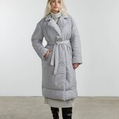 Жіночий зимовий пуховик