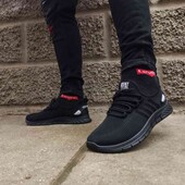 Стильні чоловічі кросівки 