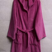 Яркий женский халат с капюшоном отличного качества