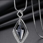 Вишуканий кулон.