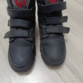 Шкіряні зимові черевики 35 р. (22см)