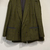 Шерстяний костюм бренду Haute Qualite