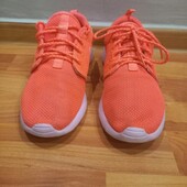 Коралові кросівки Nike устілка 24 см