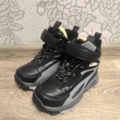 Зимові черевики для хлопчика