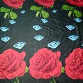 Півковдра чорного кольору з малюнком 195 на 220 см