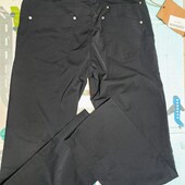 Жіночі чорні стрейчеві штани