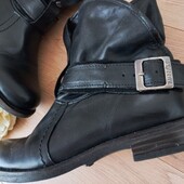 Buffalo шкіряні демі чоботи 38 розмір устілка-25