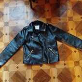 Продам хорошу дитячу курточку розмір 140