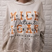 Теплий батник у хорошому стані 42 євро дивіться заміри