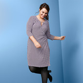 Стильне плаття з джерсі, підкреслює фігуру від Tchibo (Німеччина) розмір 44 євро = 50-52