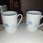 Порцелянова чашка з дзвіночками