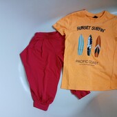 Новые модненькие штаники и футболка в подарок