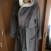 Дуже теплий халат, мягусенький, М, в ідеалі
