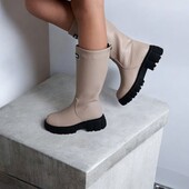 Стильні круті Демі черевики в наявності 35,36 розмір якість супер