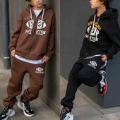 Модний якісний спортивний костюм на 164см