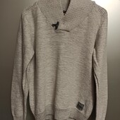 Свитер плотной вязки