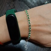 Срібний браслет з зеленими фіанітами