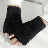 Стильні чорні безпальчикові рукавички з м’якої вязки